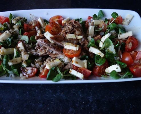 Makrele mit Tomaten und Käse