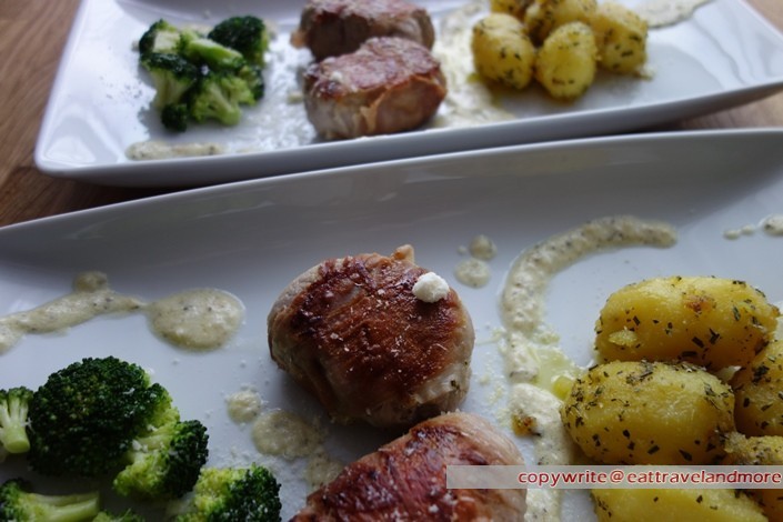 Schweinemedaillons mit Fetakern, Rosmarinkartoffeln und Parmesan ...